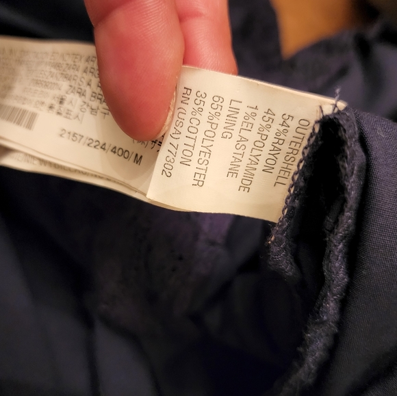 Zara Basic V-neck Dress. - Picture 5 of 8